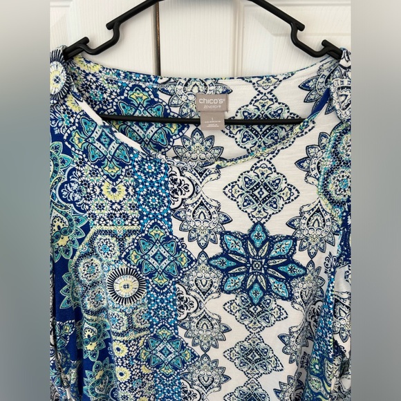 NWOT Chico’s Zenergy Women’s Blue Floral Print 3/4 Sleeve Shirt Blouse Top Sz 1 - Picture 3 of 9
